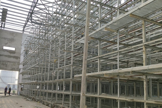 PEB multi-bay